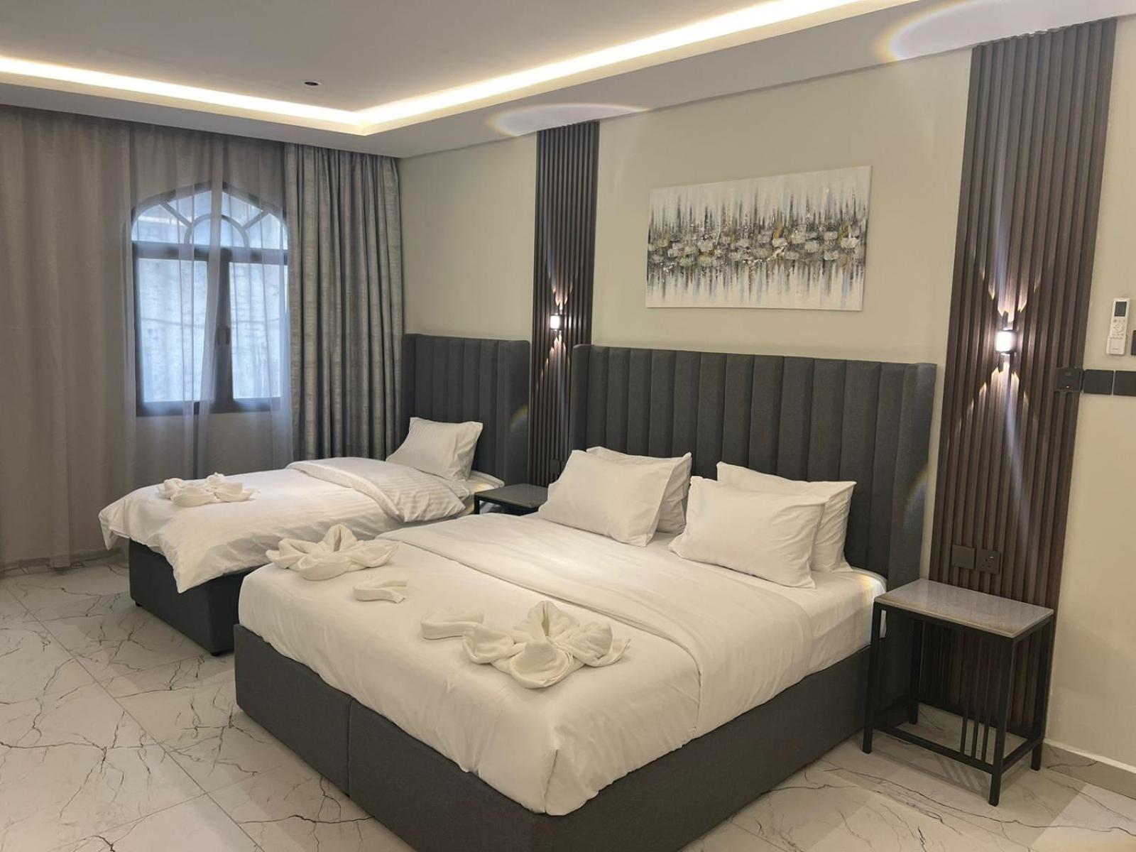 尼兹瓦Lavenue Resthouse公寓 外观 照片