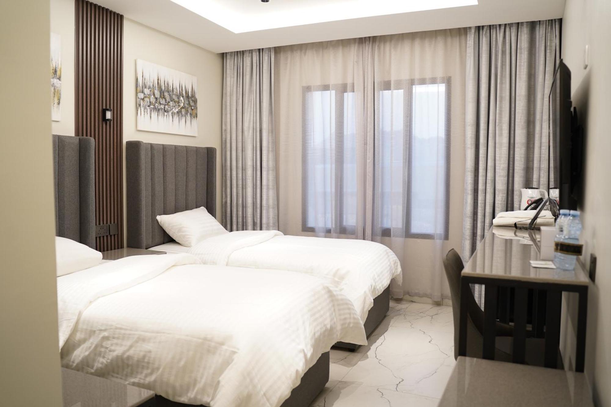 尼兹瓦Lavenue Resthouse公寓 外观 照片