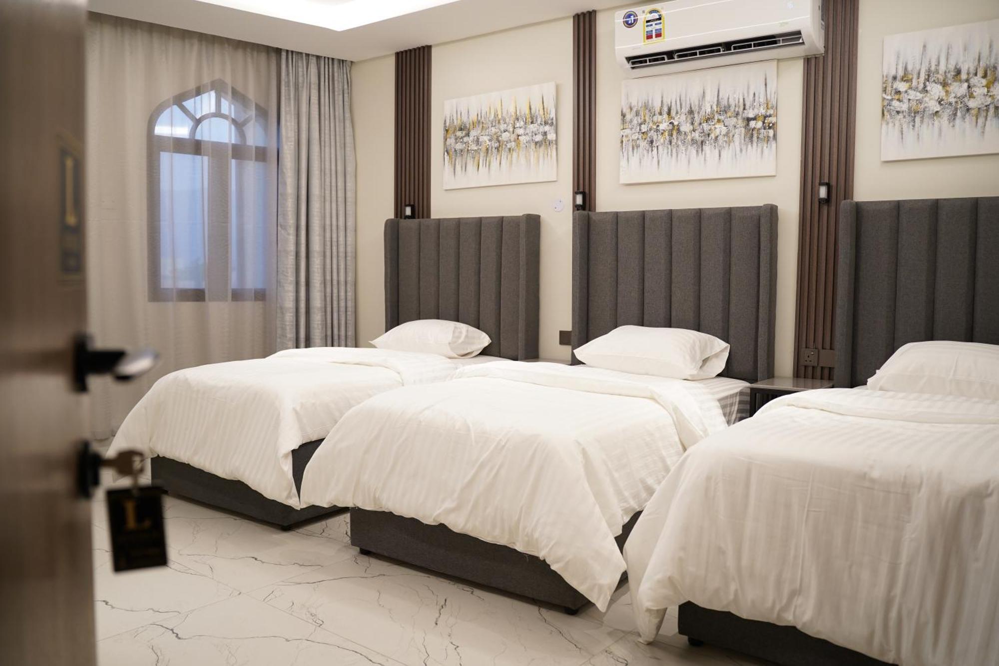 尼兹瓦Lavenue Resthouse公寓 外观 照片
