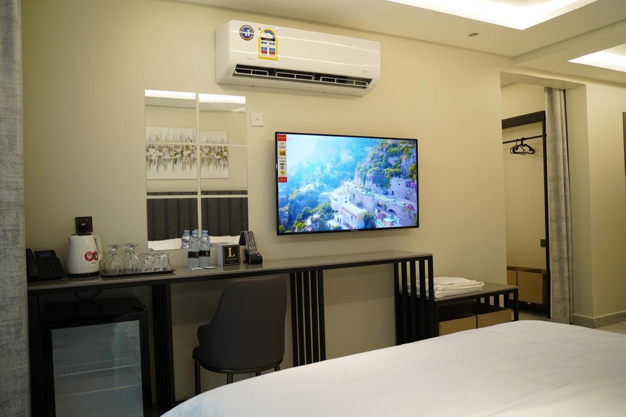 尼兹瓦Lavenue Resthouse公寓 外观 照片